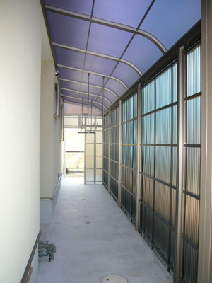 05 アルミ差し掛けの設置