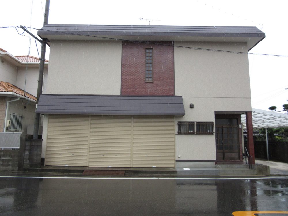 外壁の全面張り替えと屋根及びベランダのシート防水の貼り替え 外壁の全面張り替えと屋根及びベランダのシート防水の貼り替え